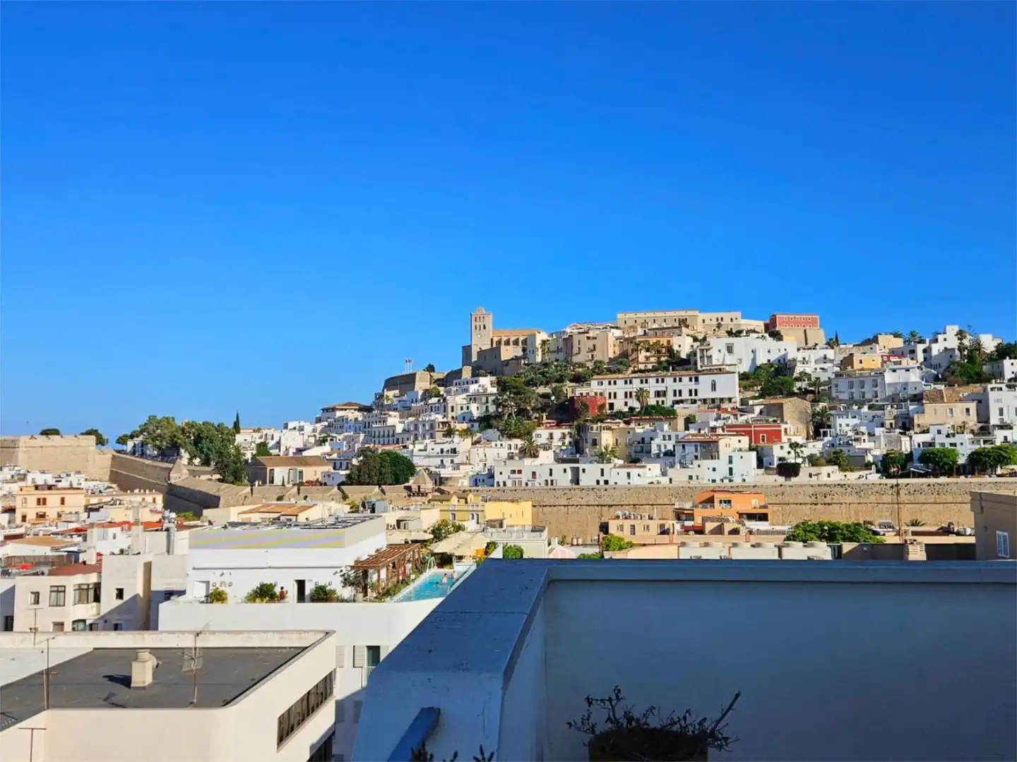 Attic for sale in Avinguda de Bartomeu de Roselló, 25, S'Eixample - Can Misses Exterior view of Attic for sale in Eivissa with Terrace and Balcony
