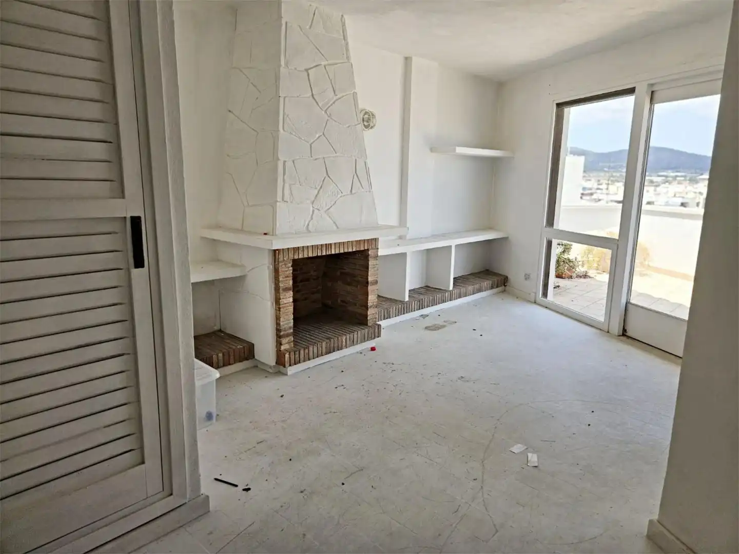 Attic for sale in Avinguda de Bartomeu de Roselló, 25, S'Eixample - Can Misses Living room of Attic for sale in Eivissa with Terrace and Balcony