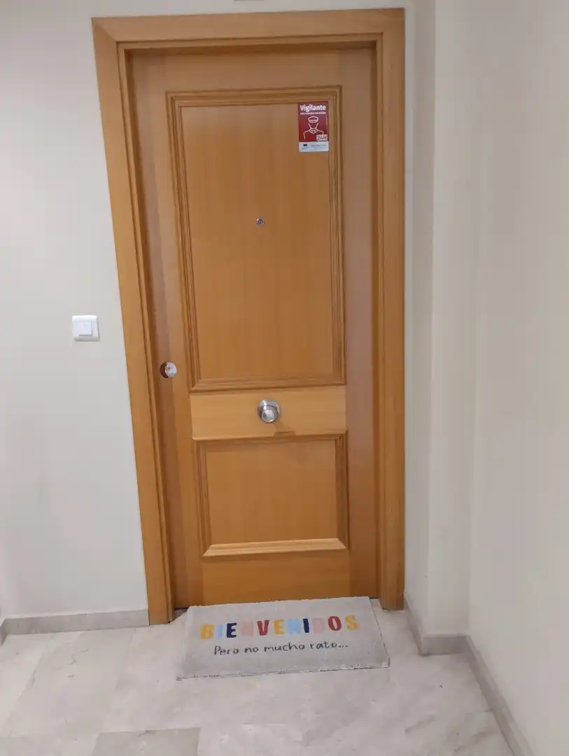 Maisonette zum Verkauf in Zaragoza mit Klimaanlage, Privatgarten und Parkett