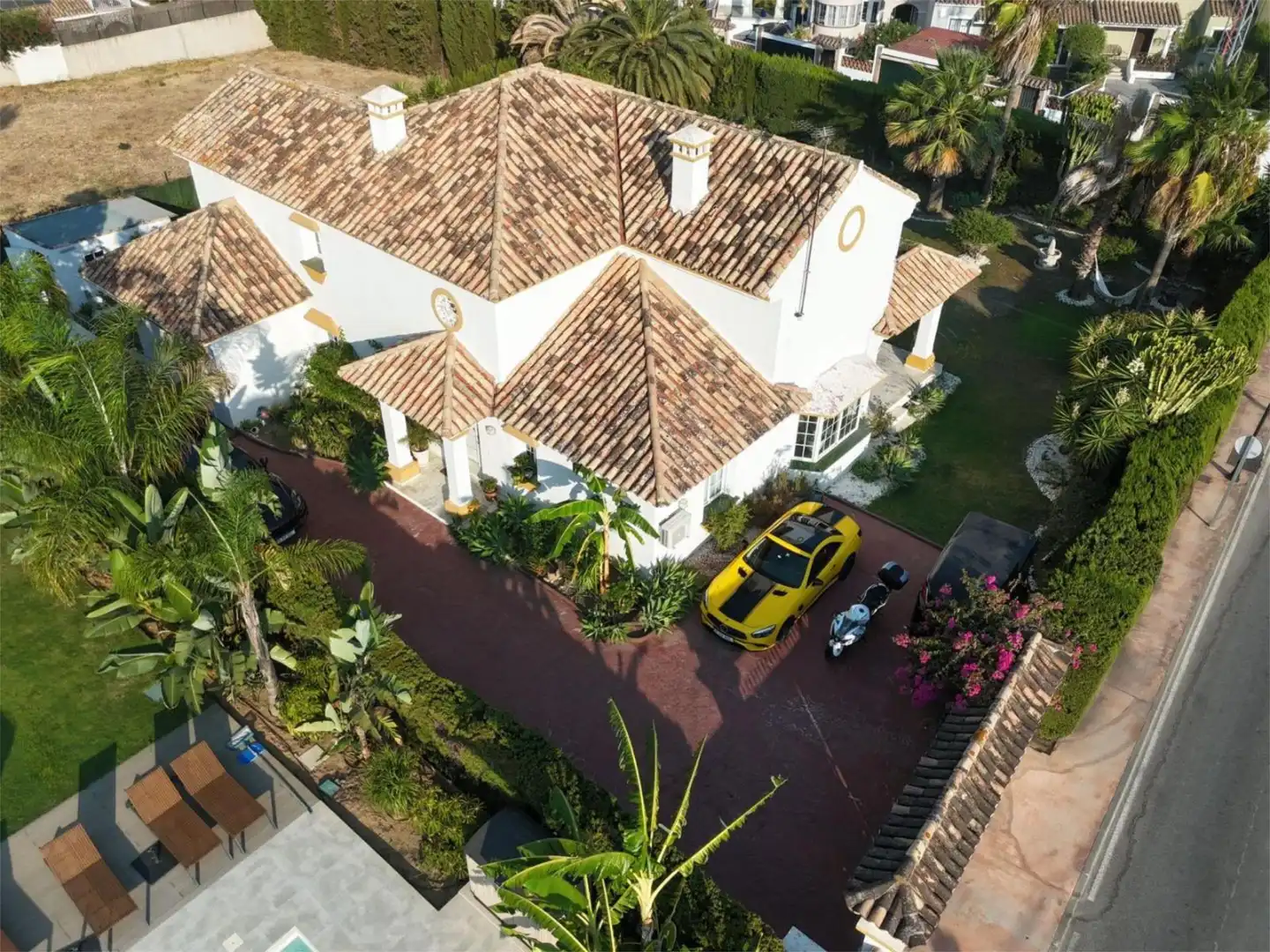 Houses for sale in Urbanización Valle del Sol, 51, Guadalmina Alta