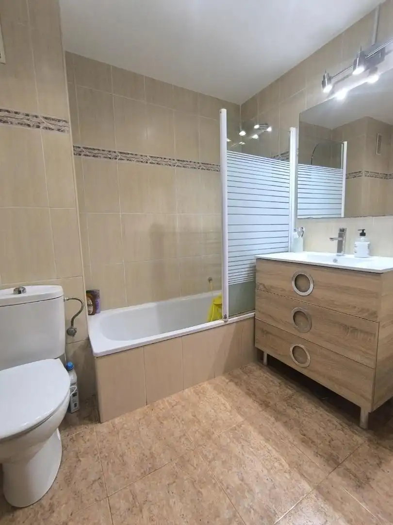 Piso en venta en Carrer del Mediterrani, 9, Santa Rita Baño de Piso en venta en Paterna con Aire acondicionado, Parquet y Trastero