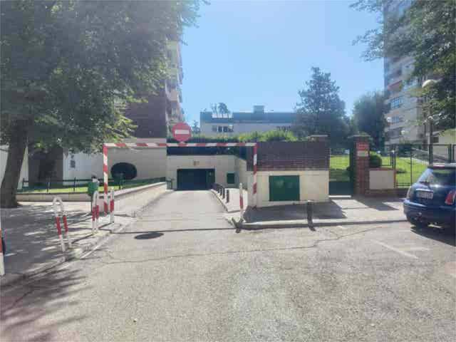 Garaje en Alquiler en La Paz
