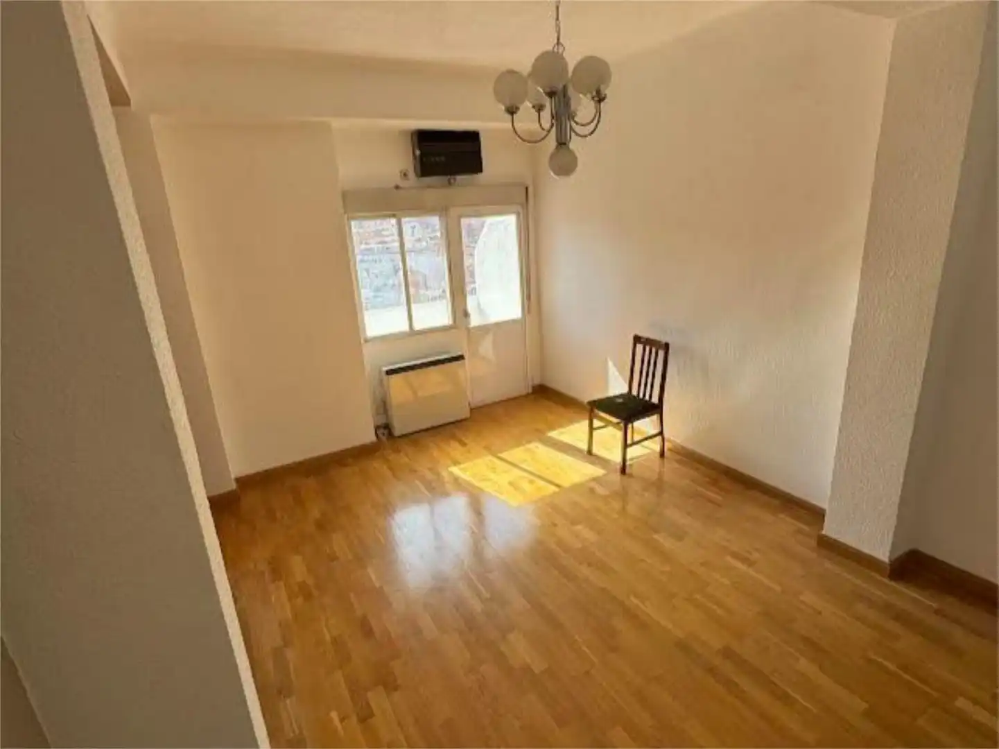 Living room of Flat for sale in  Madrid Capital  with Air Conditioner and Terrace