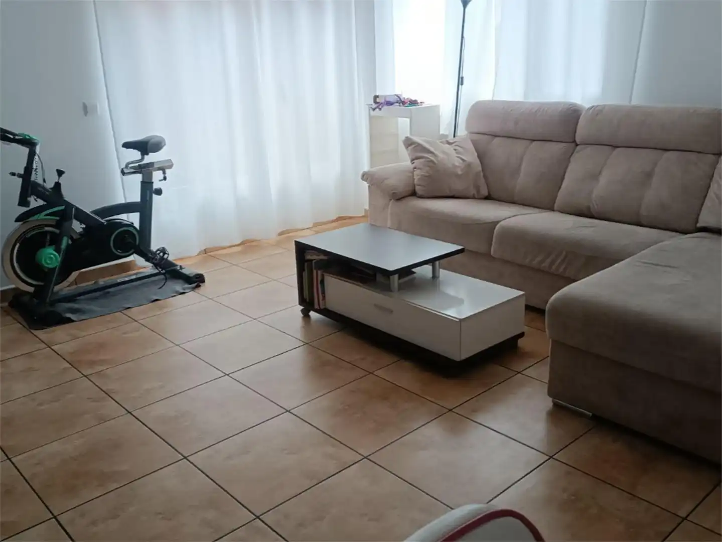 Wohnung zum Verkauf in Barrio Solarana, 4a, Arce Wohnzimmer von Wohnung zum Verkauf in Piélagos