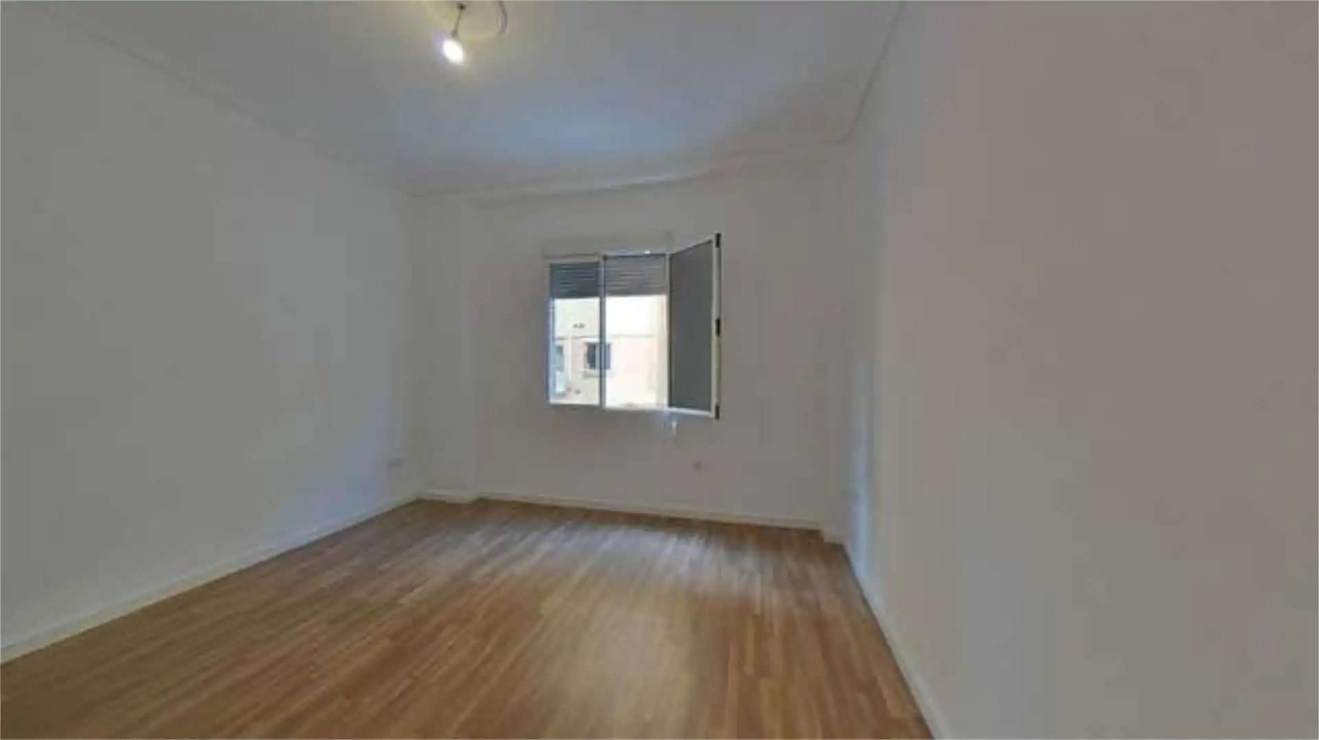 Bedroom of Flat for sale in Sevilla