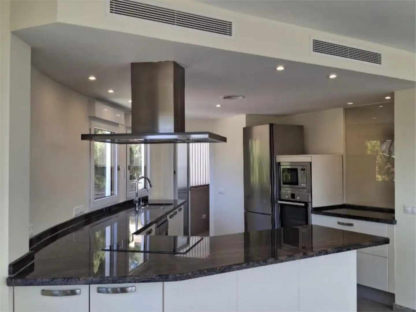 Küche von Wohnung zur Miete in Calvià mit Klimaanlage, Heizung und Abstellraum