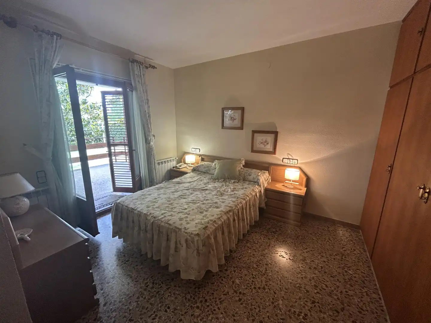 Houses for sale in Carrer a Cerdera Alta, 5, La Cerdera Bedroom of Houses for sale in Lleida Capital with Air Conditioner, Terrace and Swimming Pool