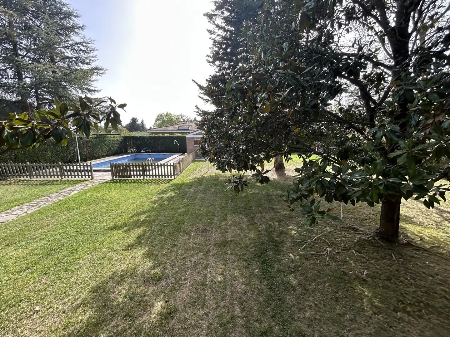 Houses for sale in Carrer a Cerdera Alta, 5, La Cerdera Garden of Houses for sale in Lleida Capital with Air Conditioner, Terrace and Swimming Pool