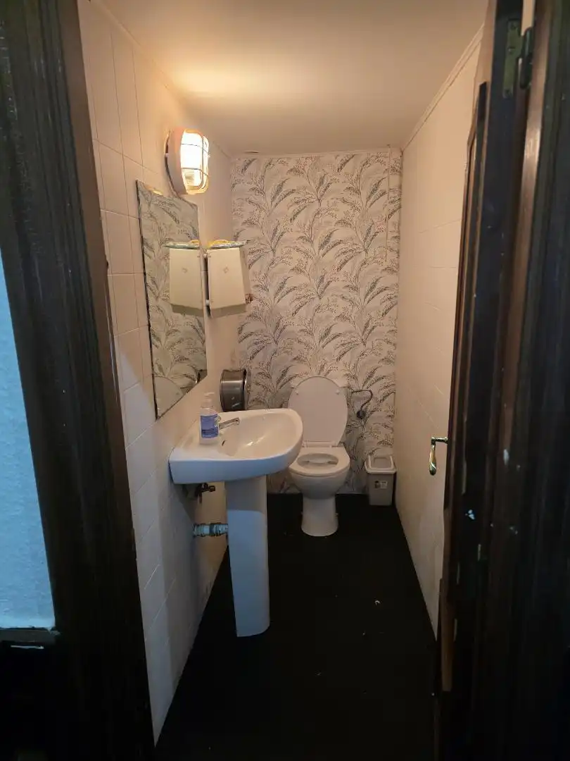 Local en traspaso en Garat Txomin Hiribidea, 12, Txurdinaga Baño de Local en traspaso en Bilbao con Aire acondicionado
