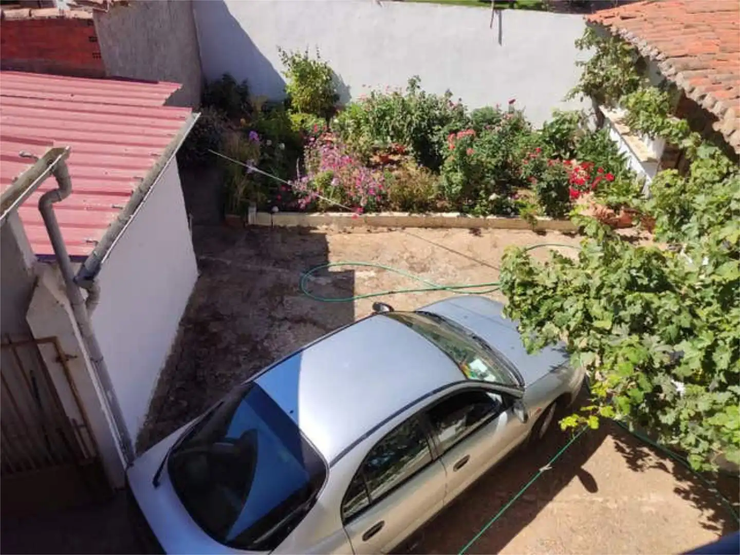 Casa o chalet en venta en Santa Elena de Jamuz Parking de Casa o chalet en venta en Santa Elena de Jamuz con Jardín privado, Terraza y Trastero