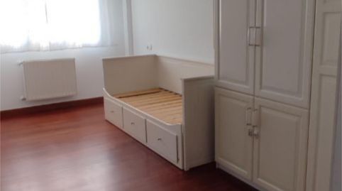 Foto 4 de Piso de alquiler en Santiago de Compostela Kalea, 13, Miribilla, Bilbao