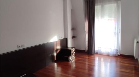 Foto 5 de Piso de alquiler en Santiago de Compostela Kalea, 13, Miribilla, Bilbao