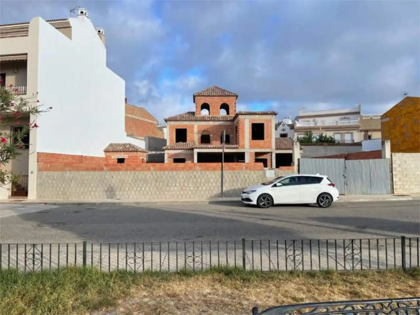 Vista exterior de Casa o xalet en venda en Porcuna