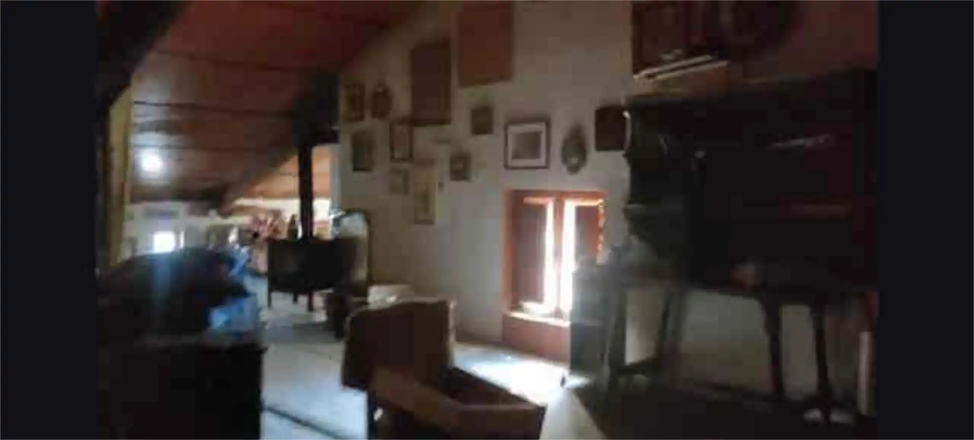 Einfamilien-Reihenhaus zum Verkauf in Cabizuela Einfamilien-Reihenhaus zum Verkauf in Cabizuela mit Heizung, Privatgarten und Terrasse