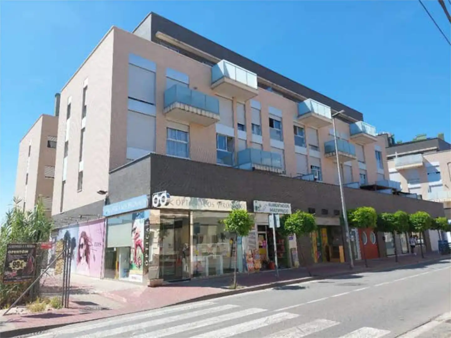 Vista exterior de Estudio de alquiler en  Murcia Capital con Calefacción, Trastero y Amueblado