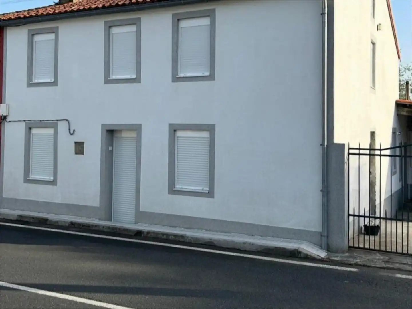 Vista exterior de Casa adosada de alquiler en Ames con Calefacción, Jardín privado y Trastero