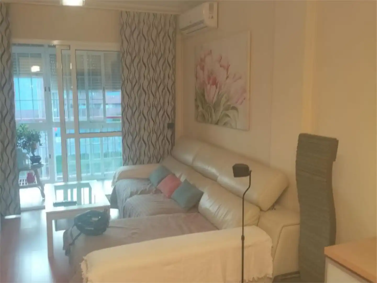 Flat for sale in Calle la Puebla del Río, 3, Palmete Living room of Flat for sale in Sevilla Capital with Air Conditioner and Terrace