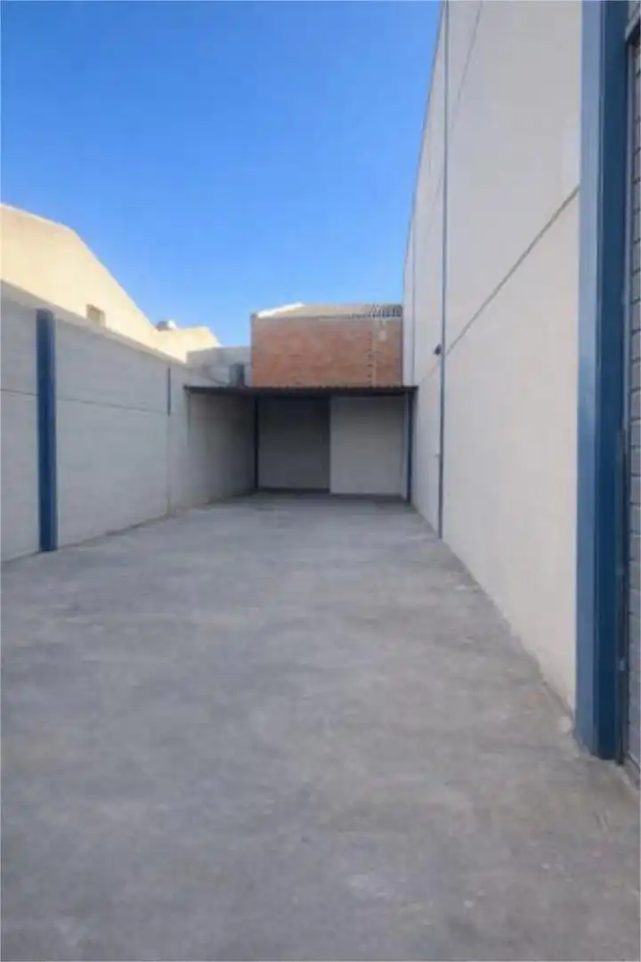 Geschaftsraum zur Miete in Patrocinio - Nueva Talavera Parkplatz von Geschaftsraum zur Miete in Talavera de la Reina