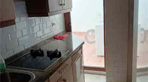 Foto 2 de Piso de alquiler en Barrio del Nervión, Sevilla Capital
