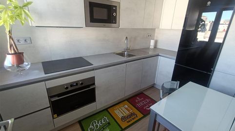 Foto 3 de Piso en venta en Calle San Fernando, 58, Cuatro Caminos, Santander