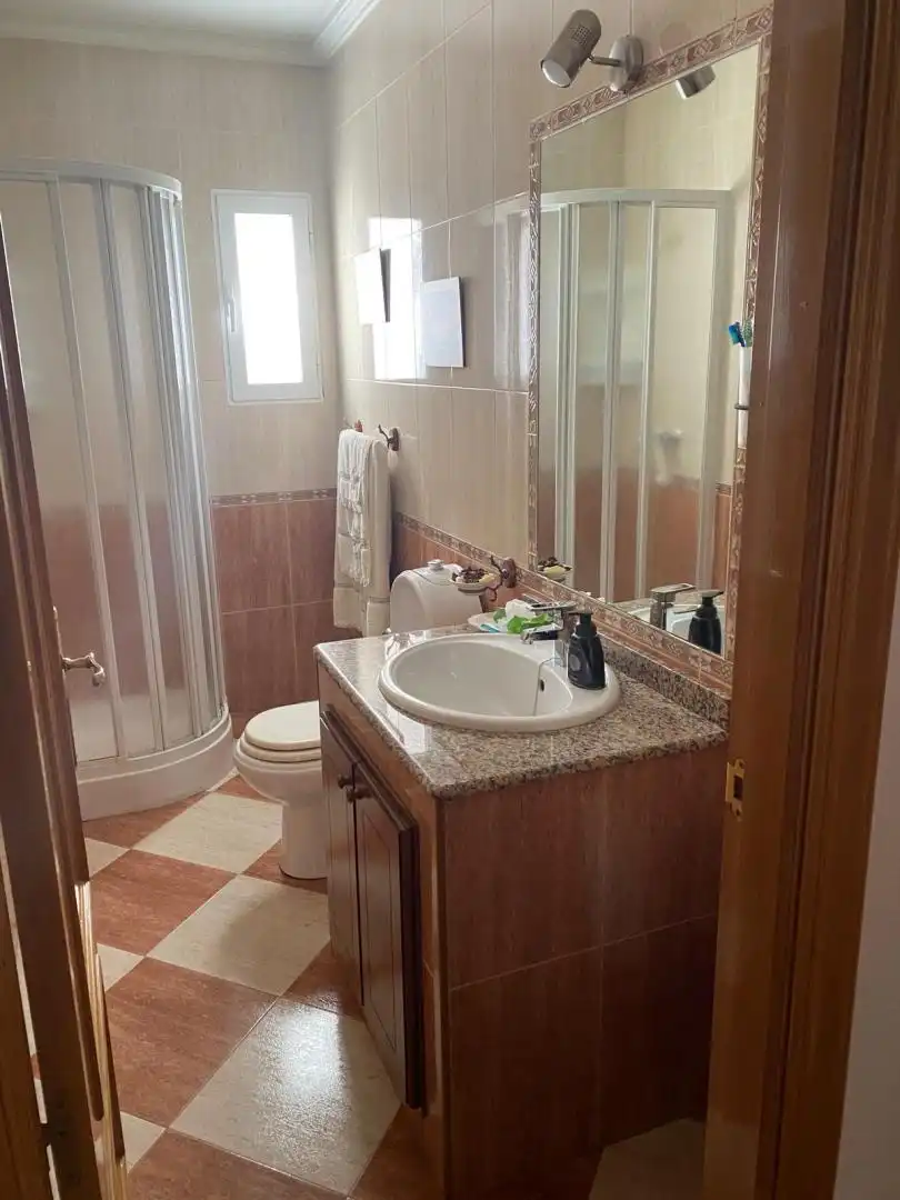 Baño de Casa adosada en venta en Ceutí con Aire acondicionado, Terraza y Balcón