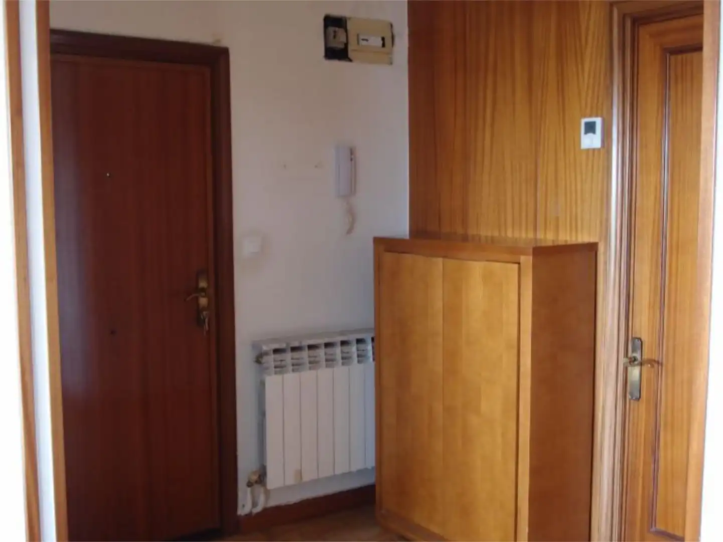 Pis en venda a Calle Ángel Chamorro, 2, Huerta del Rey Dormitori de Pis en venda en Valladolid amb Calefacció, Parquet i Terrassa
