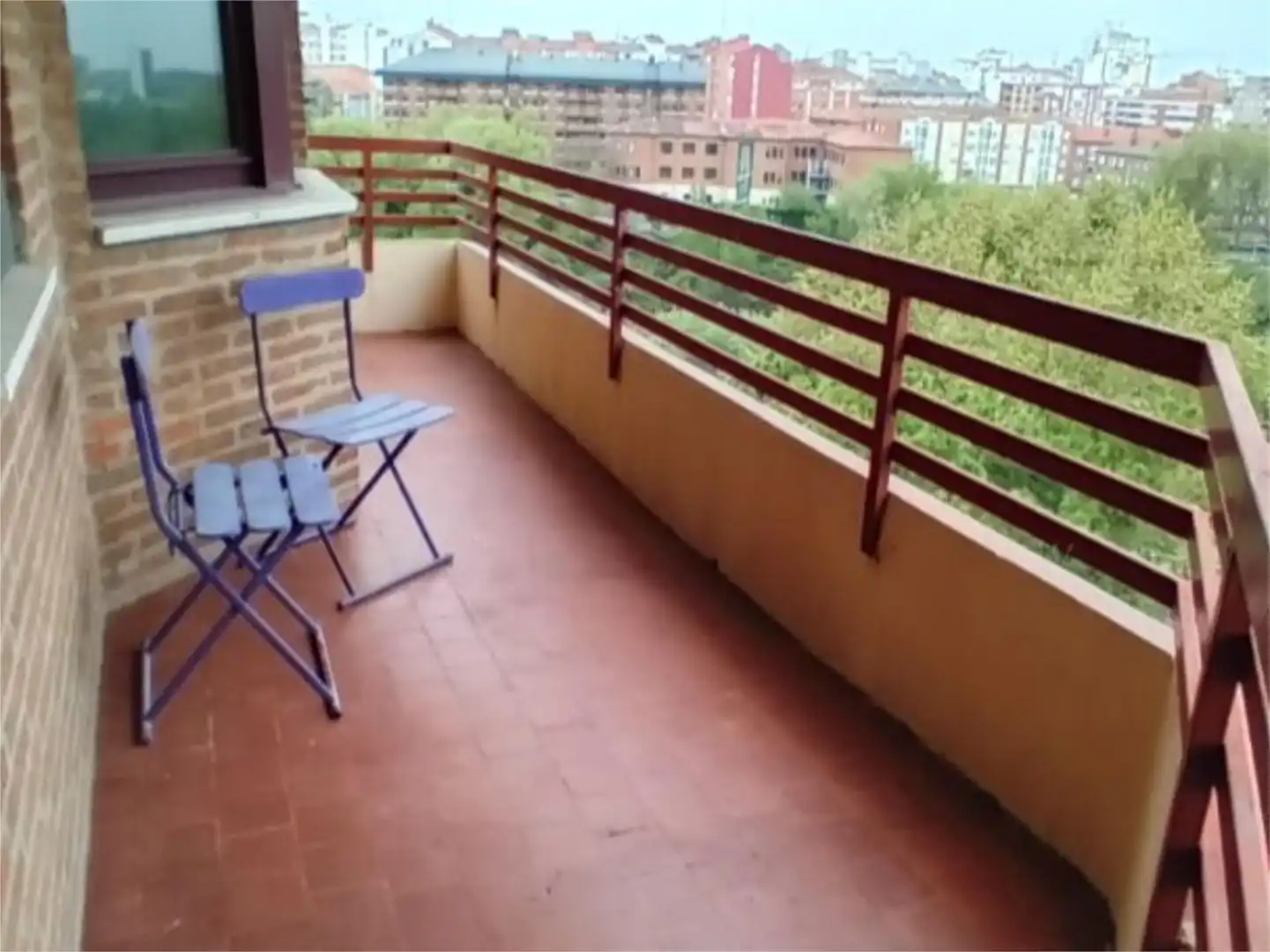 Pis en venda a Calle Ángel Chamorro, 2, Huerta del Rey Terrassa de Pis en venda en Valladolid amb Calefacció, Parquet i Terrassa