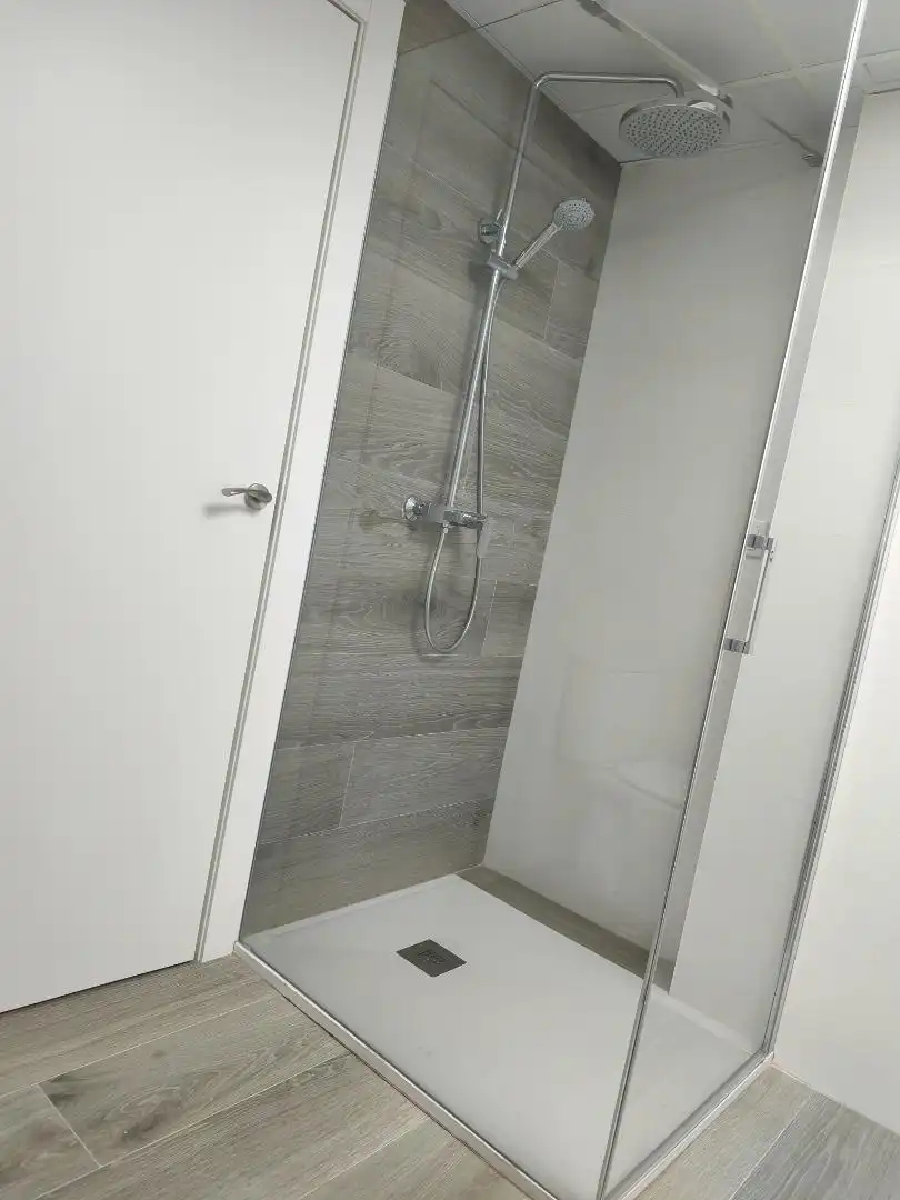 Flat for rent in Carrer Lope de Vega, 22, Pont Nou - Corazón de Jesús Bathroom of Flat for rent in Elche / Elx with Furnished, Oven and Washing machine