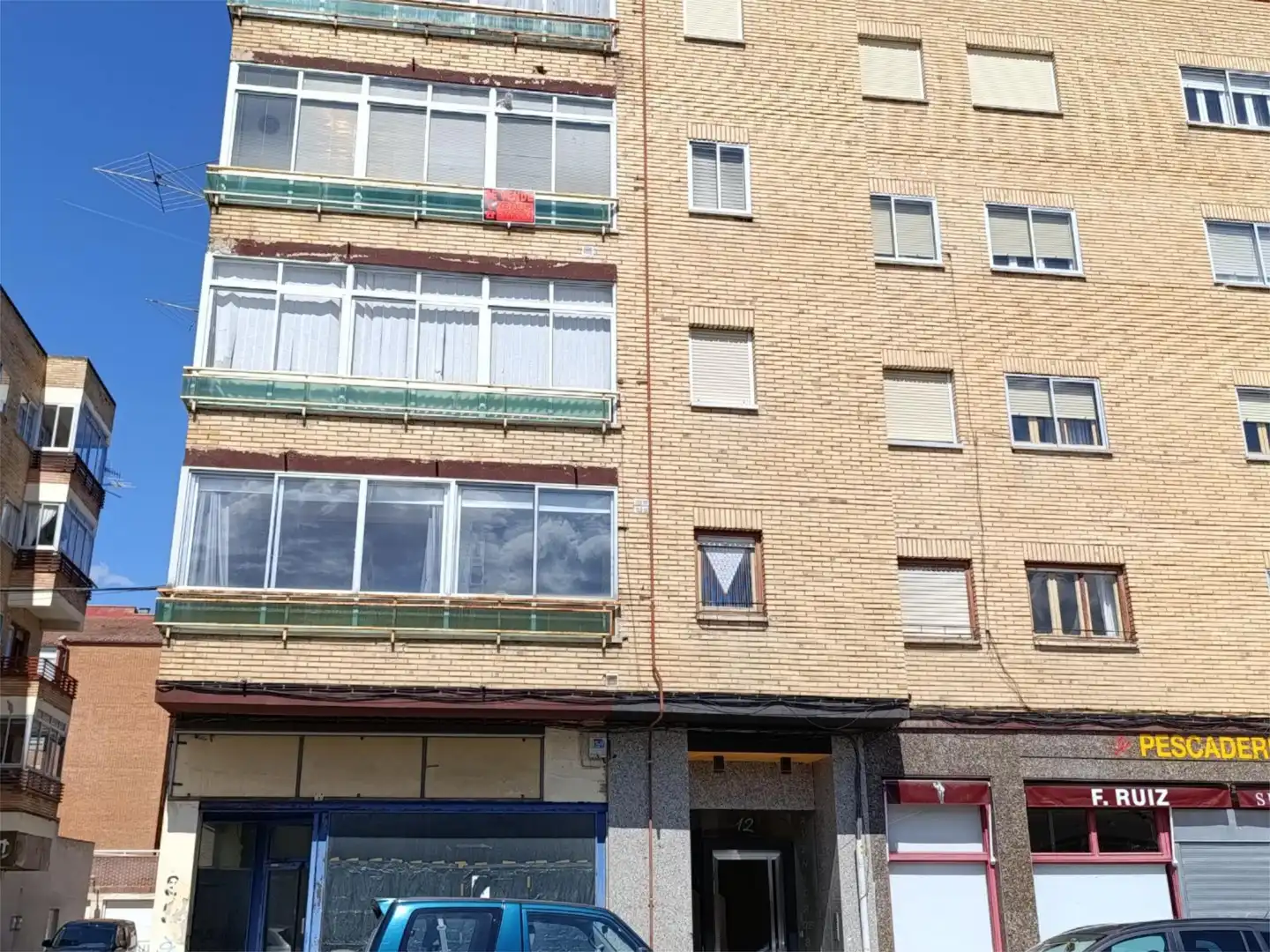 Vista exterior de Pis en venda en Belorado amb Parquet, Moblat i Balcó