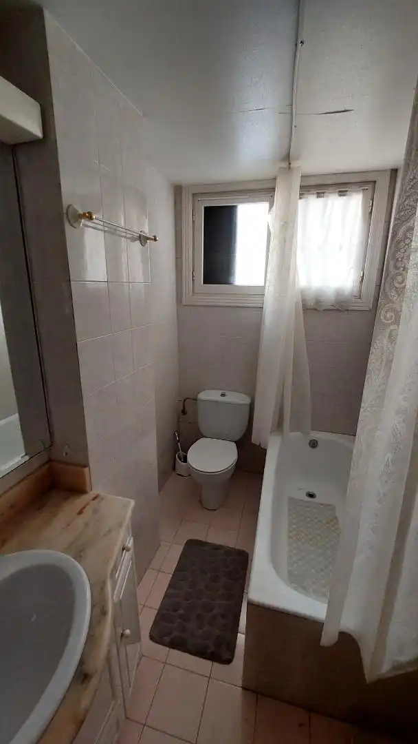 Baño de Piso en venta en Tolosa con Balcón