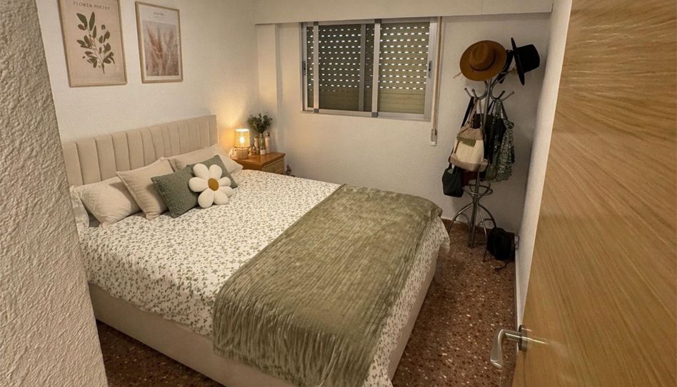 Habitación en Carrer de Cortes D'arenós, 18, La Llum, Valencia Capital - imagen 1 Foto 1 de Habitación en Carrer de Cortes D'arenós, 18, La Llum, Valencia Capital