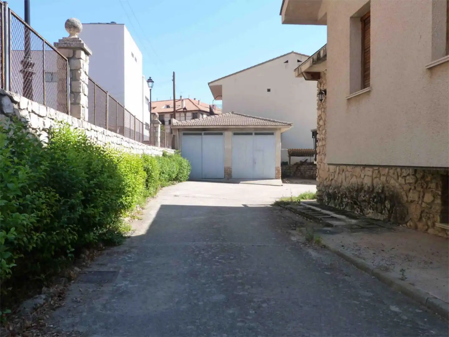 Casa o chalet en venta en Calle de Juan XXIII, 1, Tielmes Parking de Casa o chalet en venta en Tielmes con Aire acondicionado, Calefacción y Jardín privado