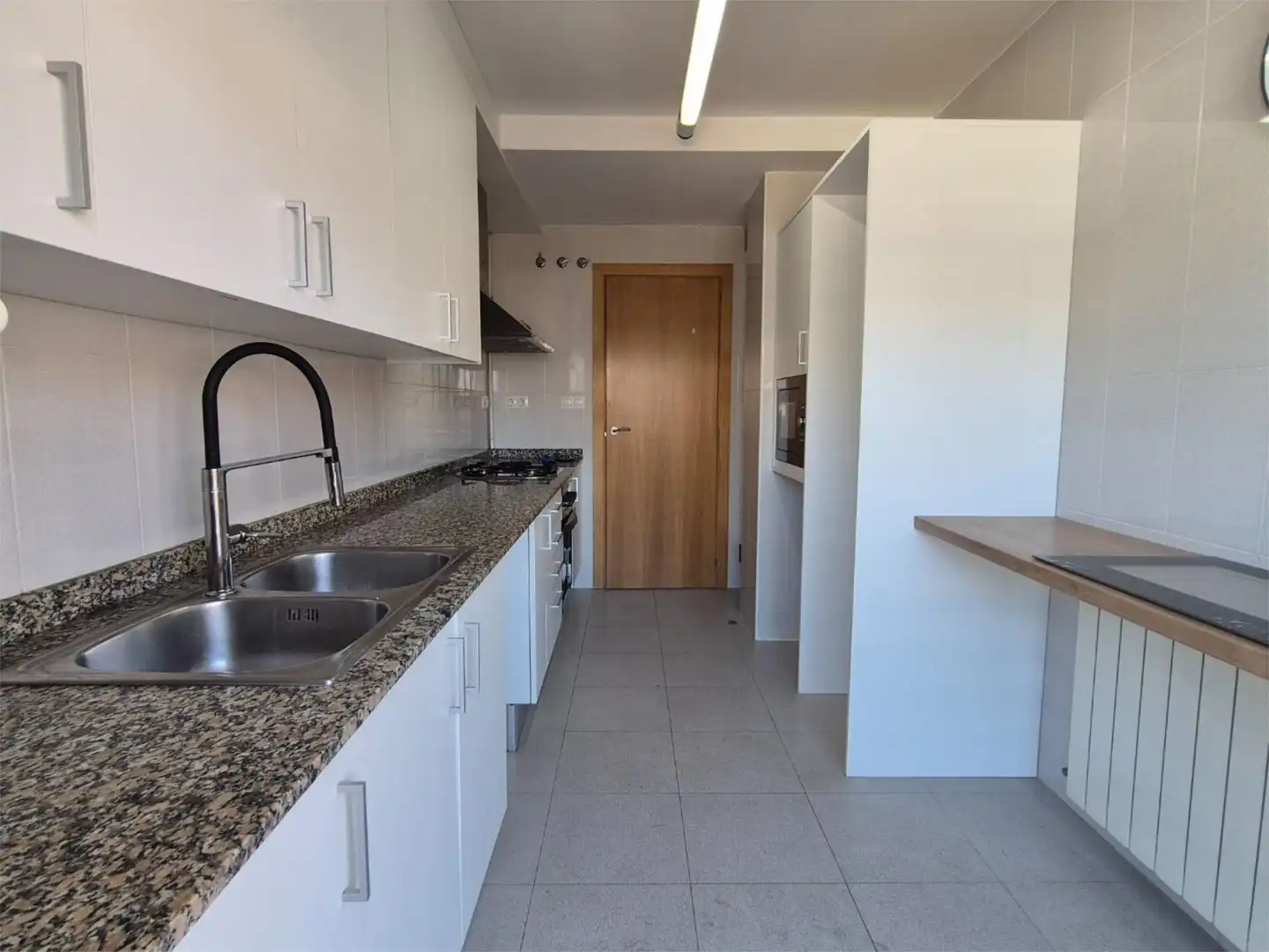 Piso en venta en Carrer d'Eduard Maristany, 80, Progrés - Pep Ventura Cocina de Piso en venta en Badalona con Aire acondicionado, Calefacción y Parquet
