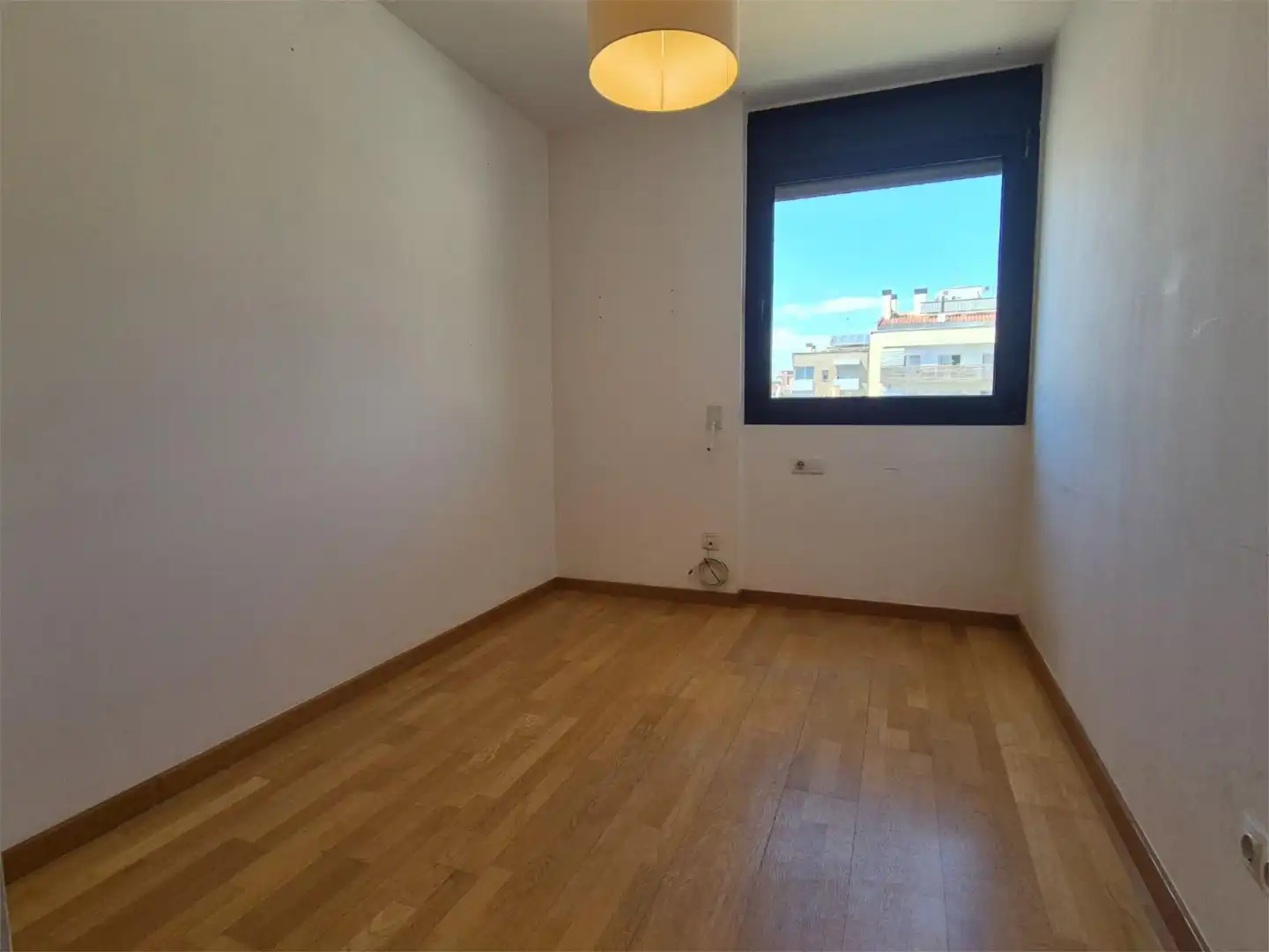 Piso en venta en Carrer d'Eduard Maristany, 80, Progrés - Pep Ventura Habitación de Piso en venta en Badalona con Aire acondicionado, Calefacción y Parquet