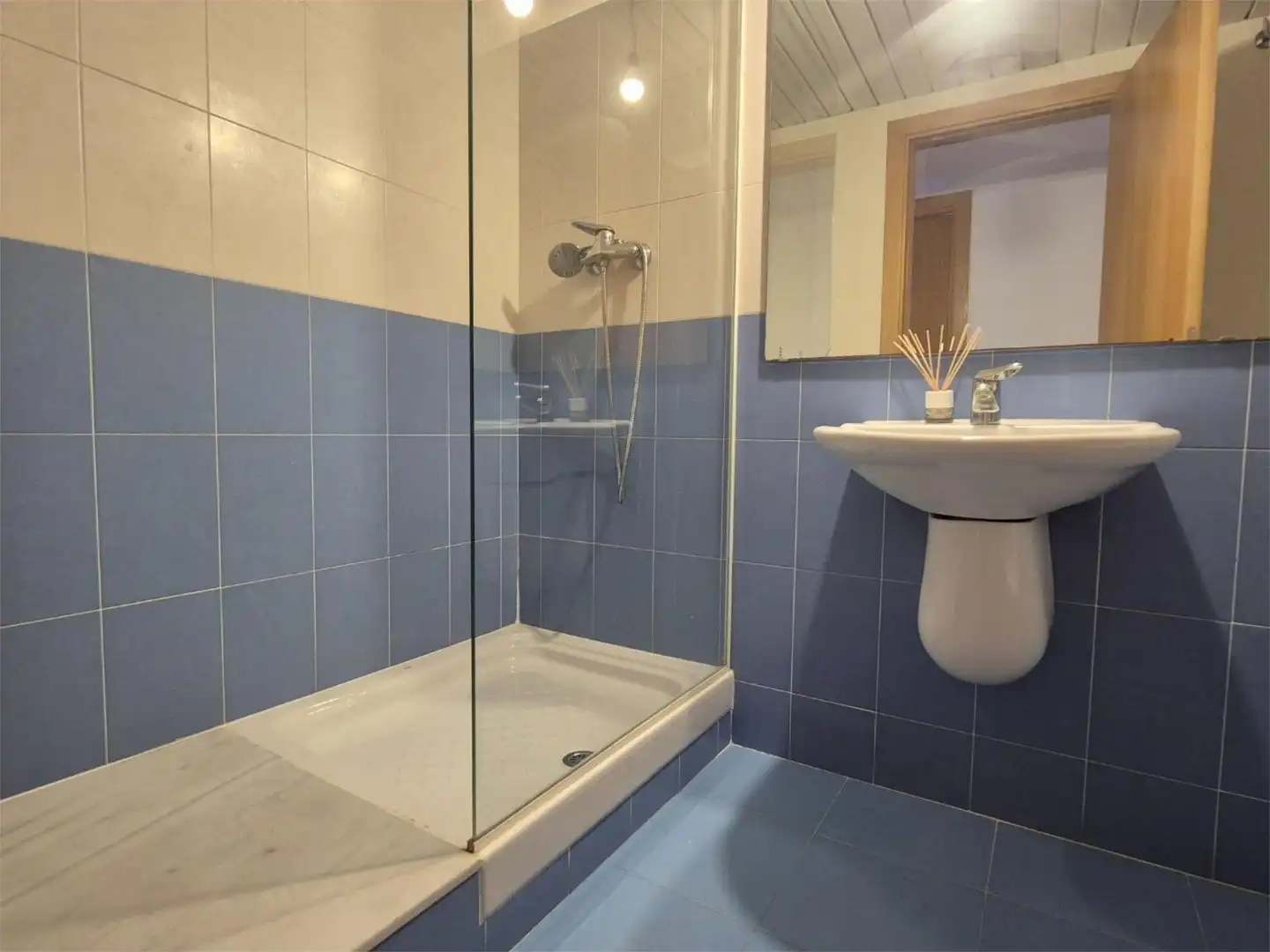 Piso en venta en Carrer d'Eduard Maristany, 80, Progrés - Pep Ventura Baño de Piso en venta en Badalona con Aire acondicionado, Calefacción y Parquet