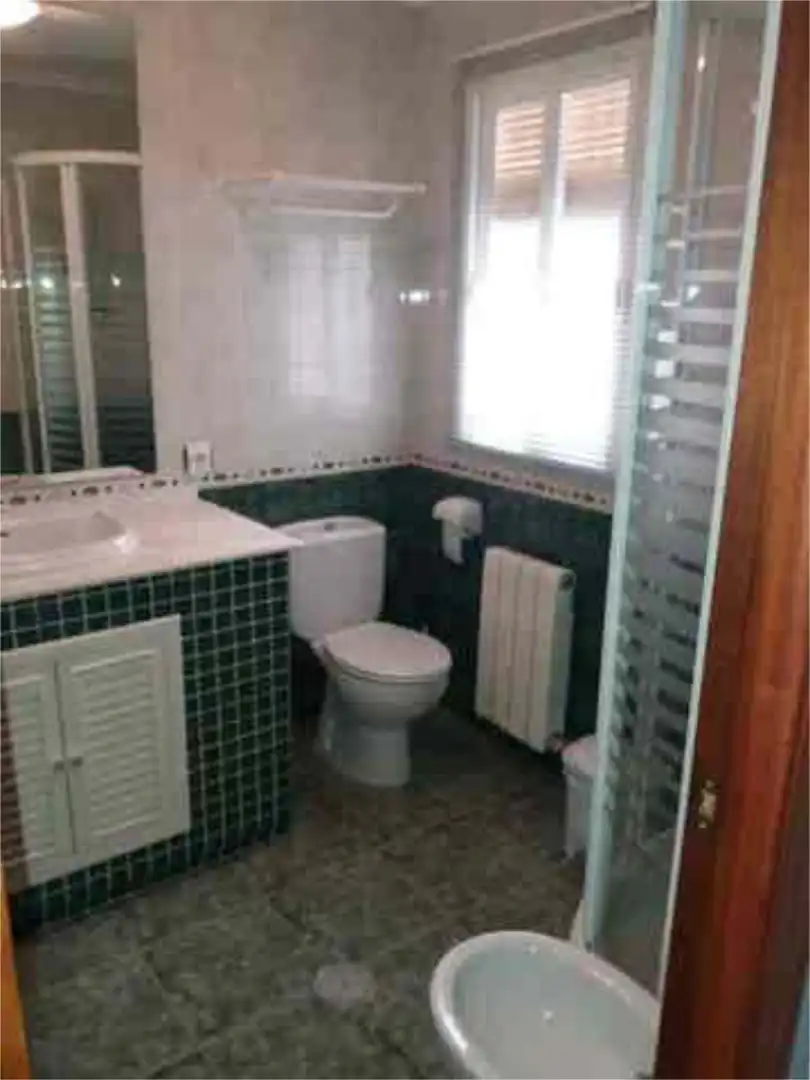 Flat for rent in Andújar Bathroom of Flat for rent in Andújar with Furnished