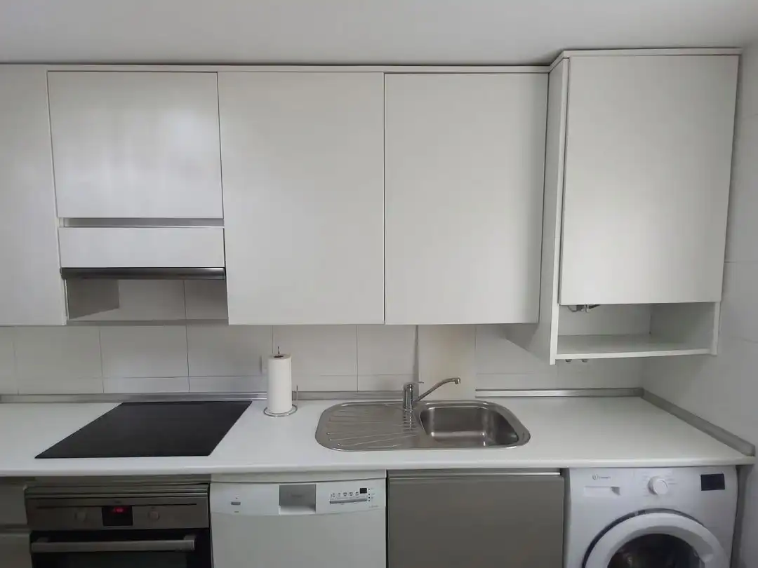 Piso en venta en Calle Vigo, 1, Pryconsa - Juan de Austria Cocina de Piso en venta en Alcalá de Henares con Aire acondicionado, Calefacción y Jardín privado