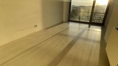 Photo 2 of Flat for rent in Calle Manuel Fernández Avello, 14, HUCA - La Cadellada, Oviedo