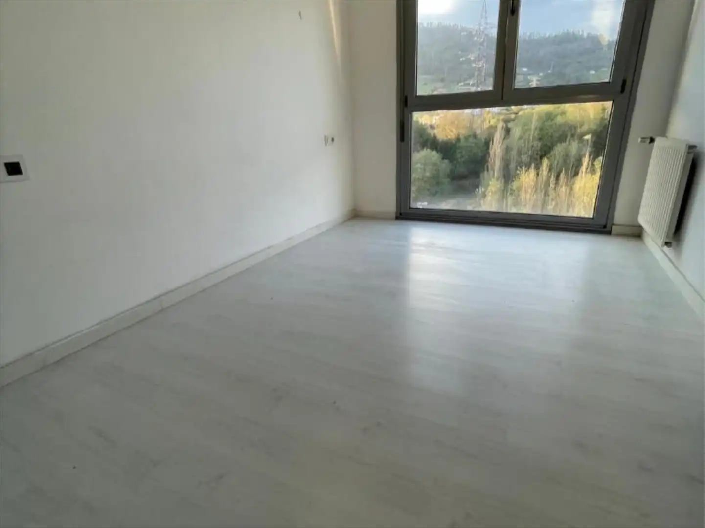 Wohnung zur Miete in Calle Manuel Fernández Avello, 14, HUCA - La Cadellada Schlafzimmer von Wohnung zur Miete in Oviedo mit Terrasse