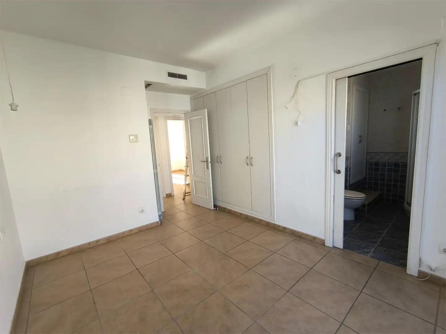 Habitación de Dúplex en venta en Valencia con Aire acondicionado, Calefacción y Terraza