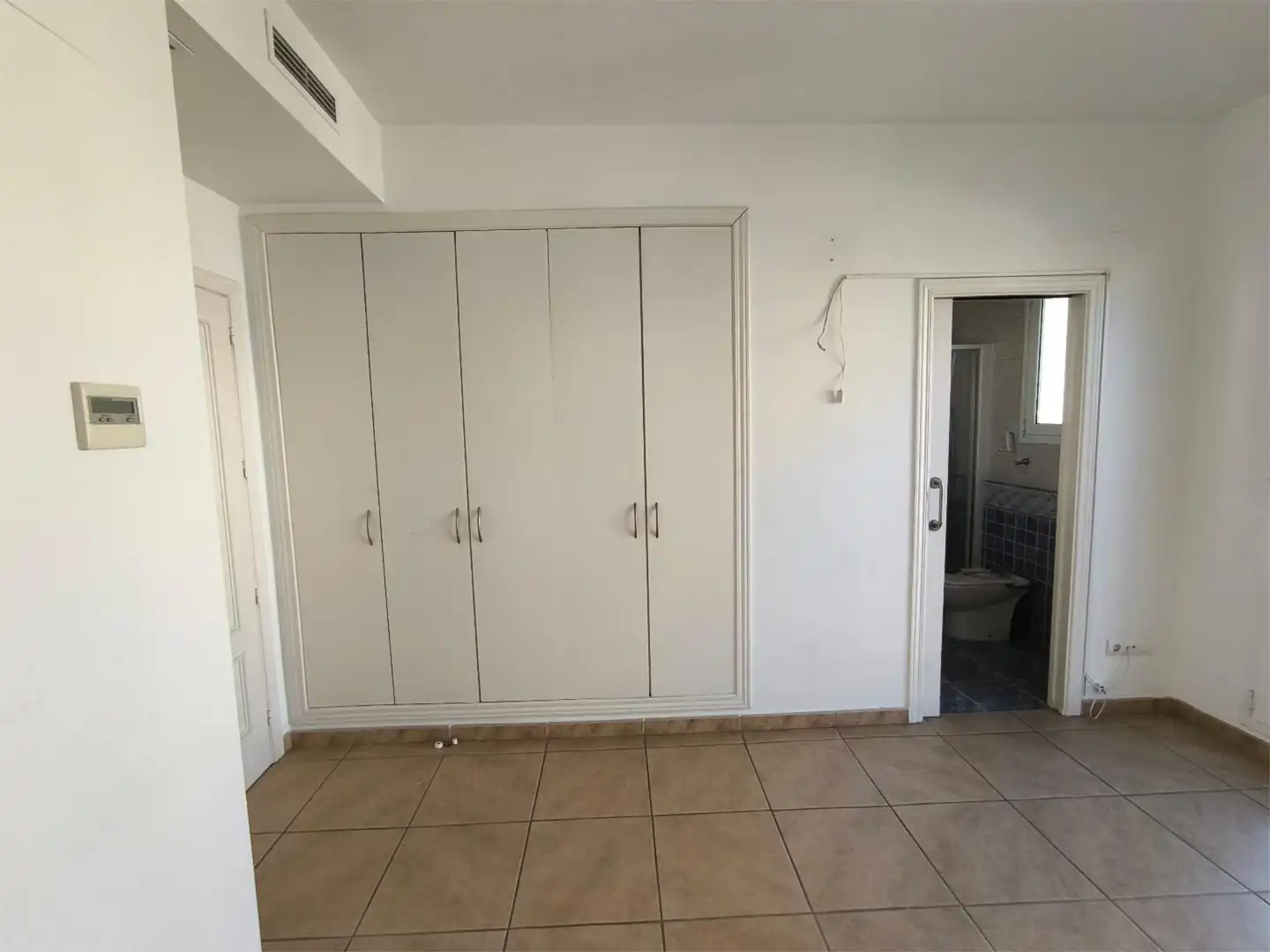 Habitación de Dúplex en venta en Valencia con Aire acondicionado, Calefacción y Terraza