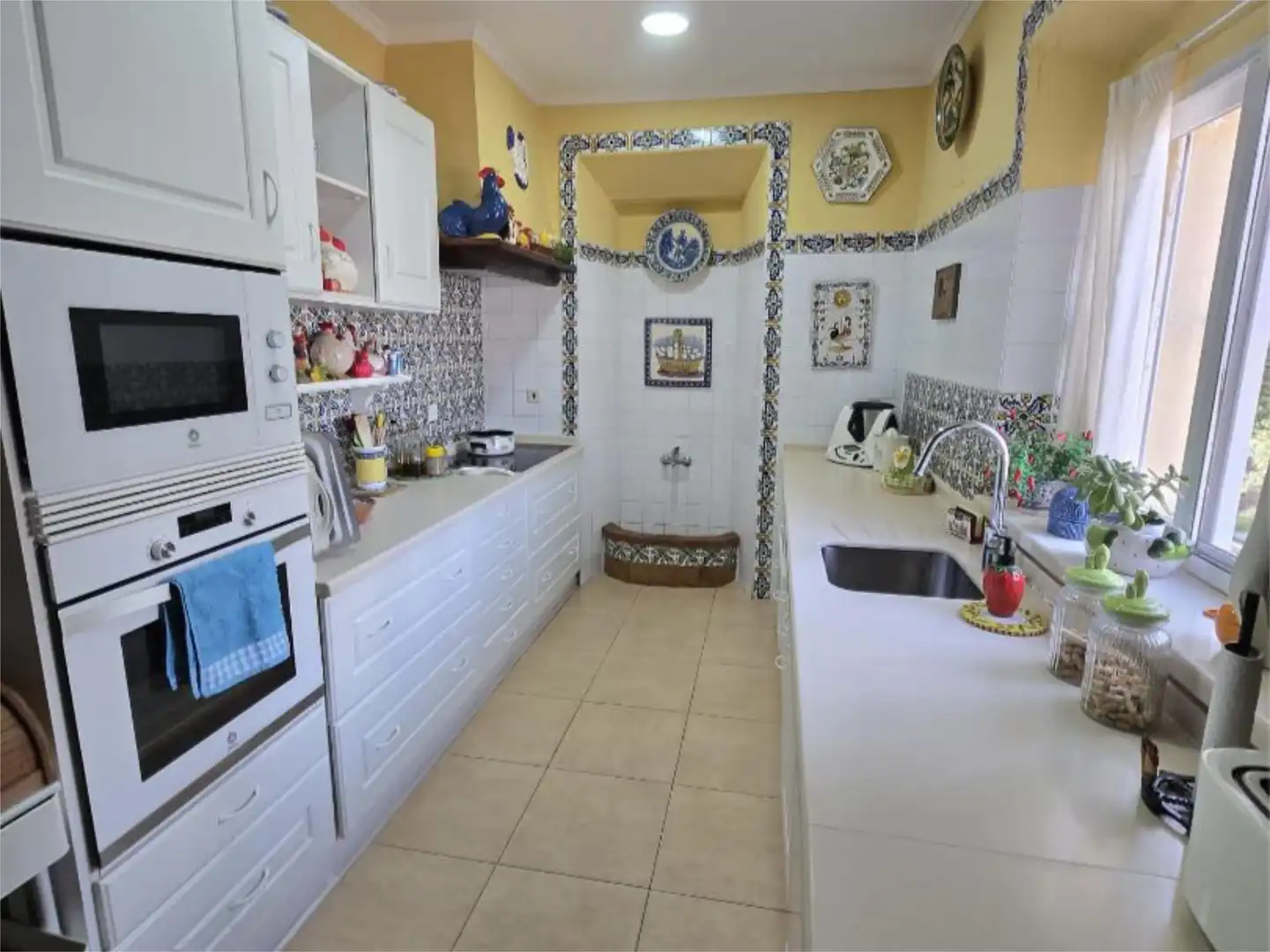 Cocina de Piso en venta en Algeciras con Aire acondicionado, Calefacción y Jardín privado