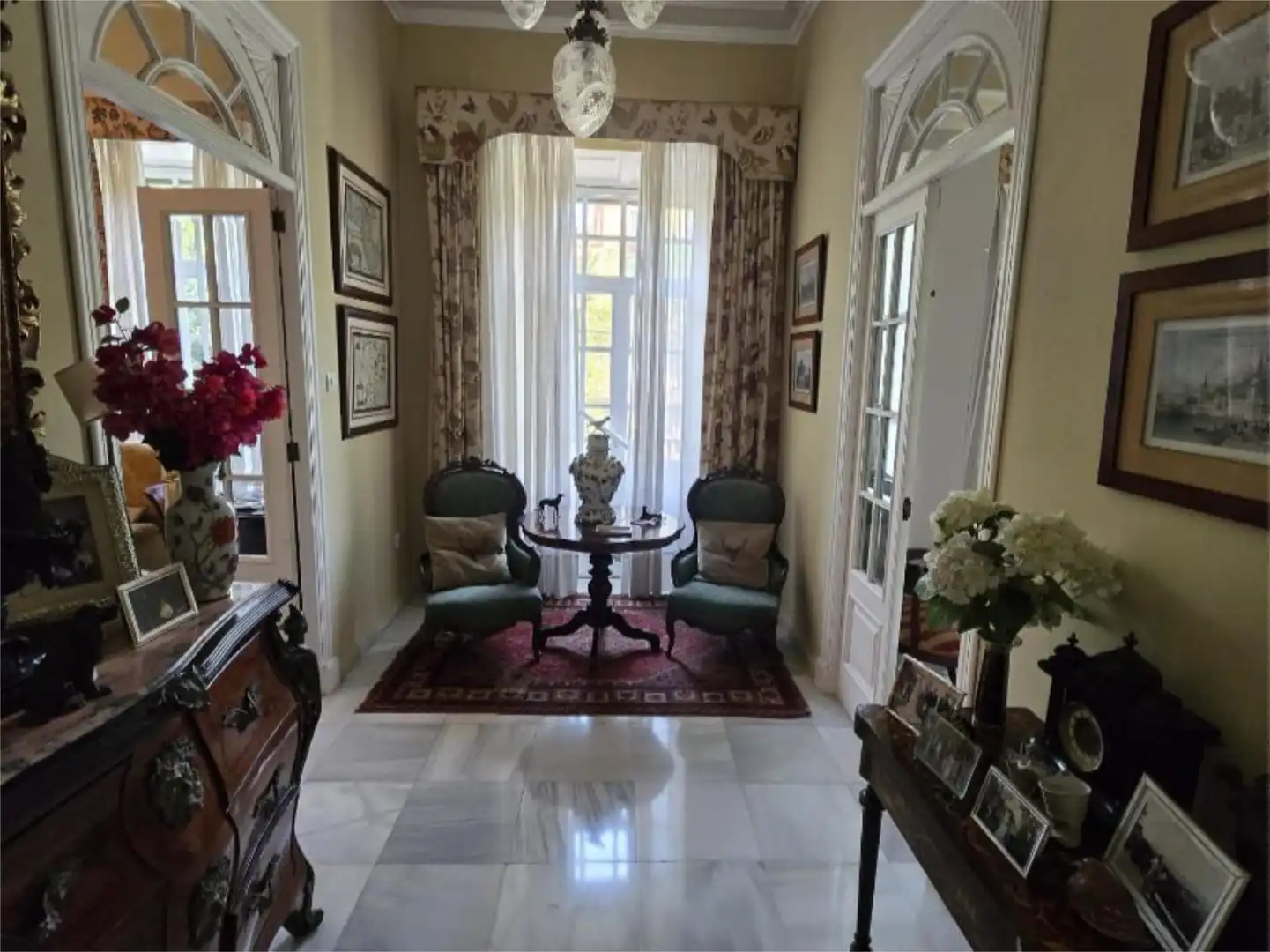 Piso en venta en Algeciras con Aire acondicionado, Calefacción y Jardín privado