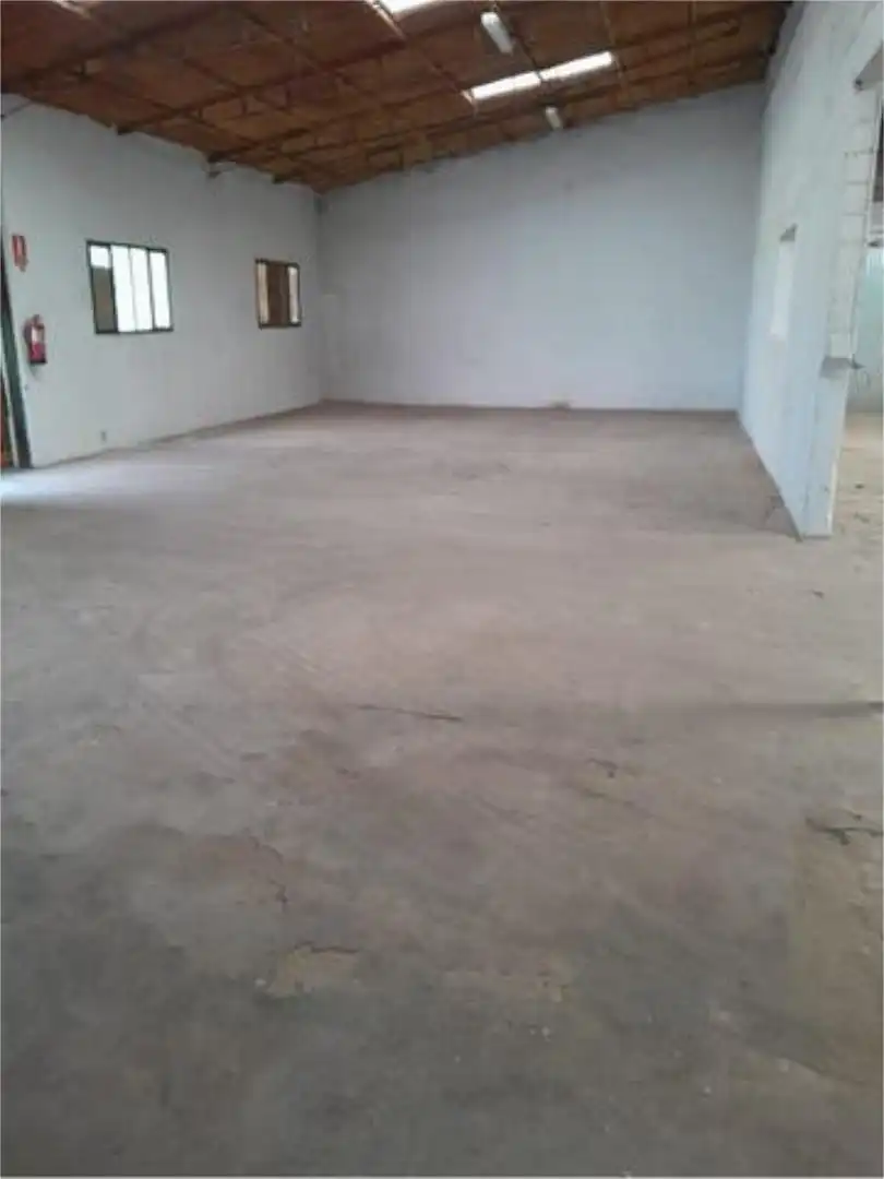 Nave industrial de alquiler en Santa Cruz de la Zarza