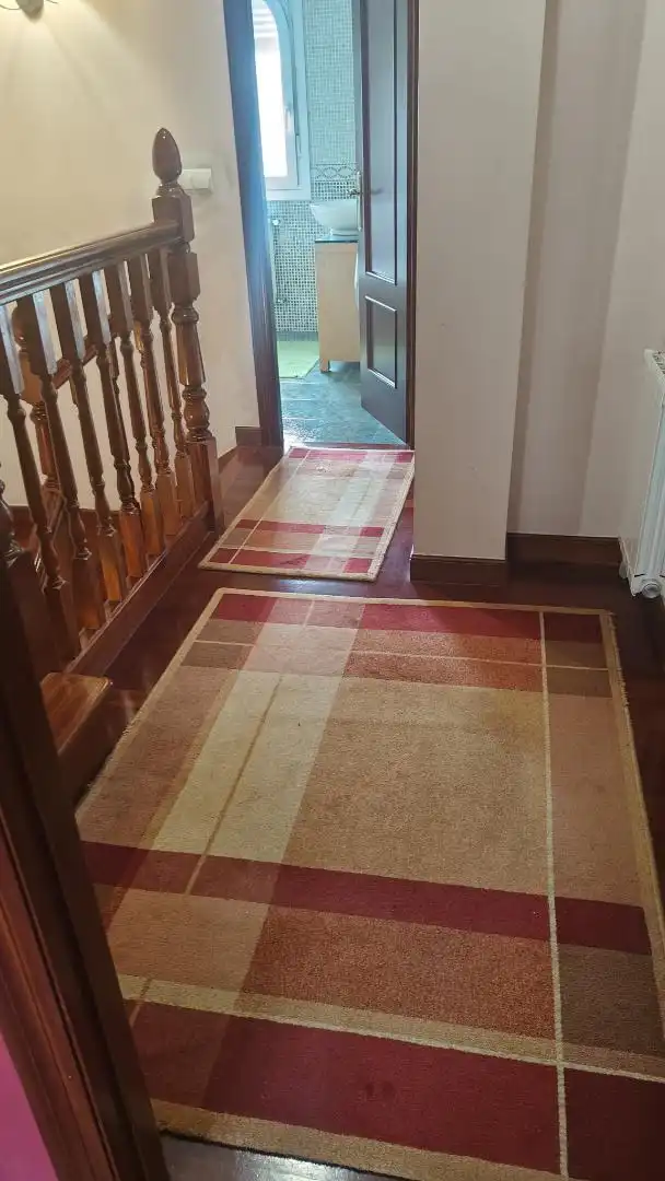 Casa adosada de alquiler en Calle Pomaluengo, Castañeda