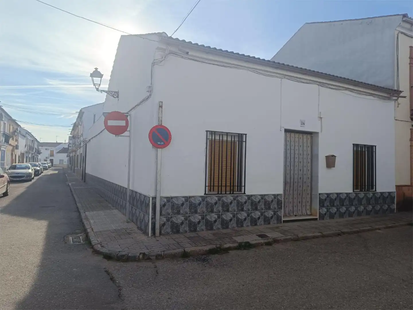 Exterior view of Ground floor for sale in Marmolejo  with Air Conditioner and Terrace