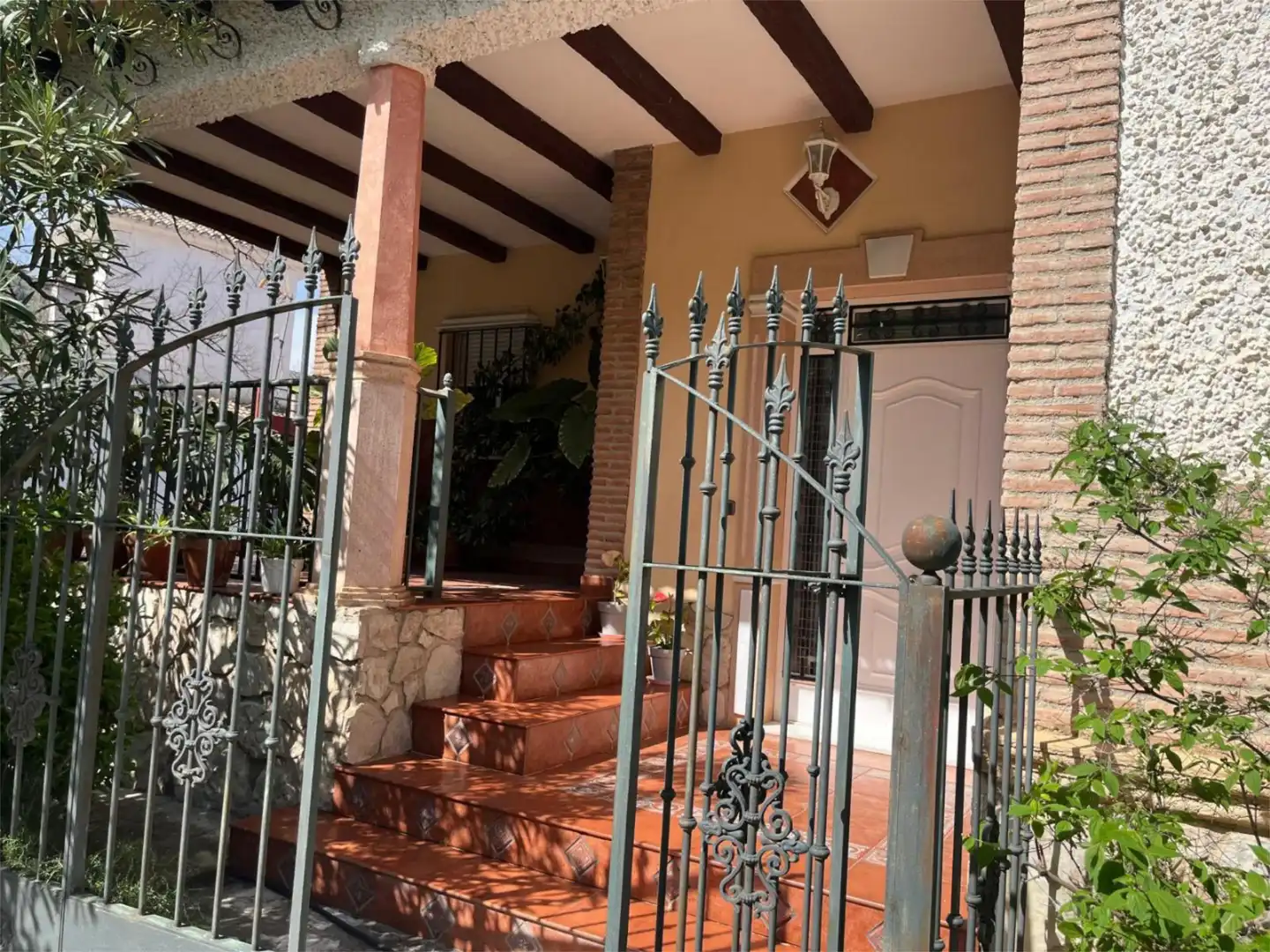 Houses for sale in Poligono Industrial Los Bermejales Vial 4, 32, Almedinilla Houses for sale in Almedinilla with Air Conditioner, Heating and Private garden