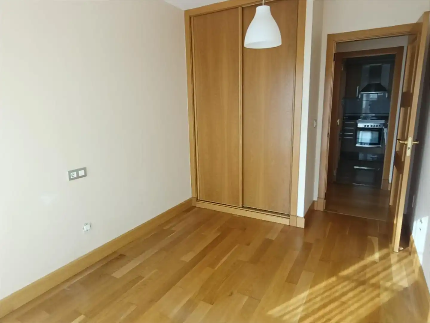 Schlafzimmer von Wohnung zum Verkauf in A Coruña Capital 