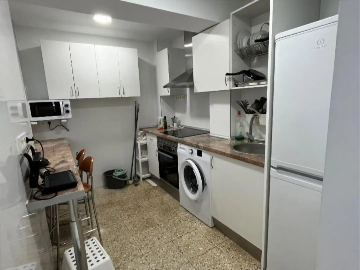 Flat for sale in Calle de Rodrigo Rebolledo, 39, Las Fuentes Kitchen of Flat for sale in Zaragoza with Air Conditioner, Storage room and Furnished