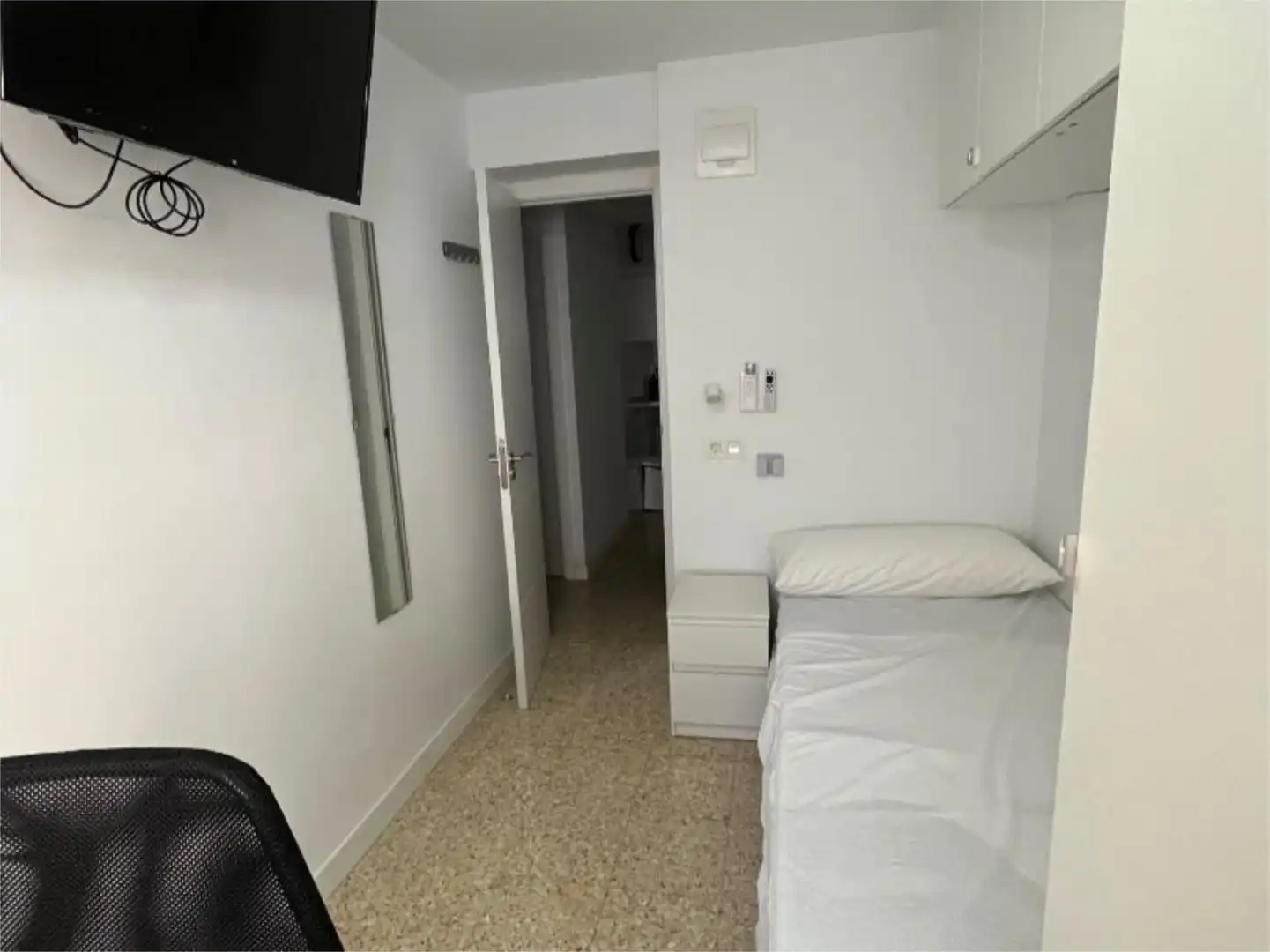 Flat for sale in Calle de Rodrigo Rebolledo, 39, Las Fuentes Bedroom of Flat for sale in Zaragoza with Air Conditioner, Storage room and Furnished